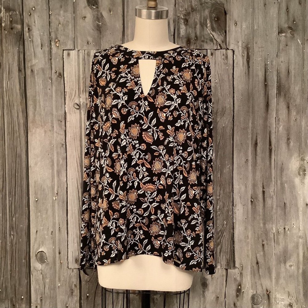 Michael Kors Women’s Blouse Keyhole Neck Size L NWOT NEW